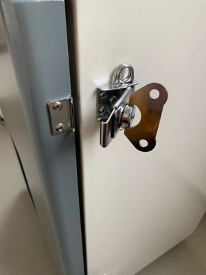 ホックが付いている移動可能なフロント カバー350W HEPAの発煙の抽出器