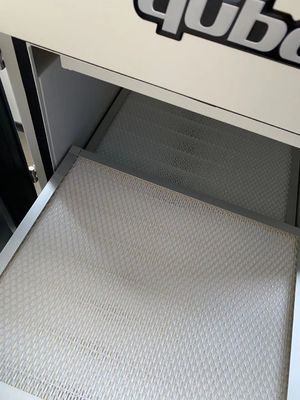 レーザーの切断のための抽出器8つの層の500m3/h HEPAのはんだの発煙の