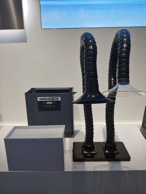 ヘアー サロンのための高い流れ11.5m/Sの移動式発煙の抽出器