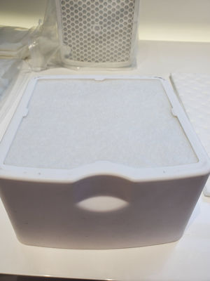 手のはんだ付けすることのための軽量の小型発煙の抽出器