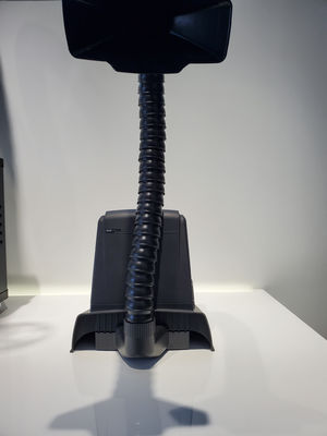 手のはんだ付けすることのための軽量の小型発煙の抽出器