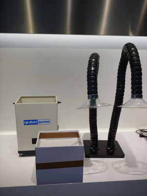 二重吸引の腕2*143 M3/Hレーザーのはんだ付けする発煙の抽出器