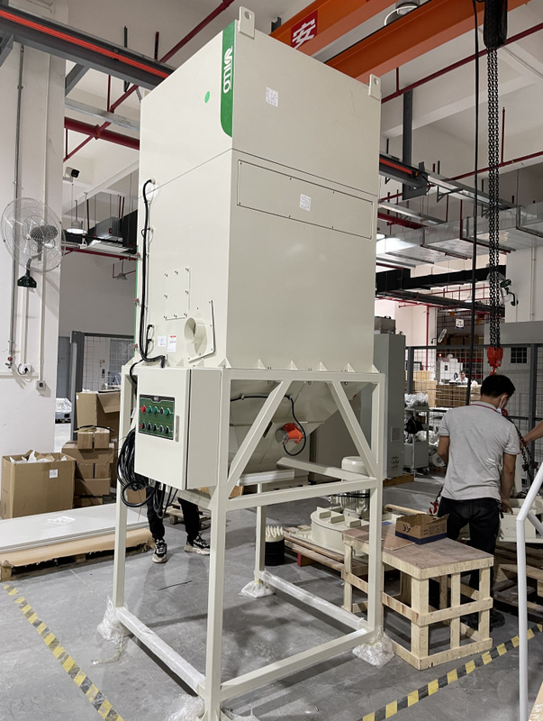 シリンダー フィルターによって磨く木製の働く金属のための集じん器の脈拍のジェット機の自動クリーニング式システム